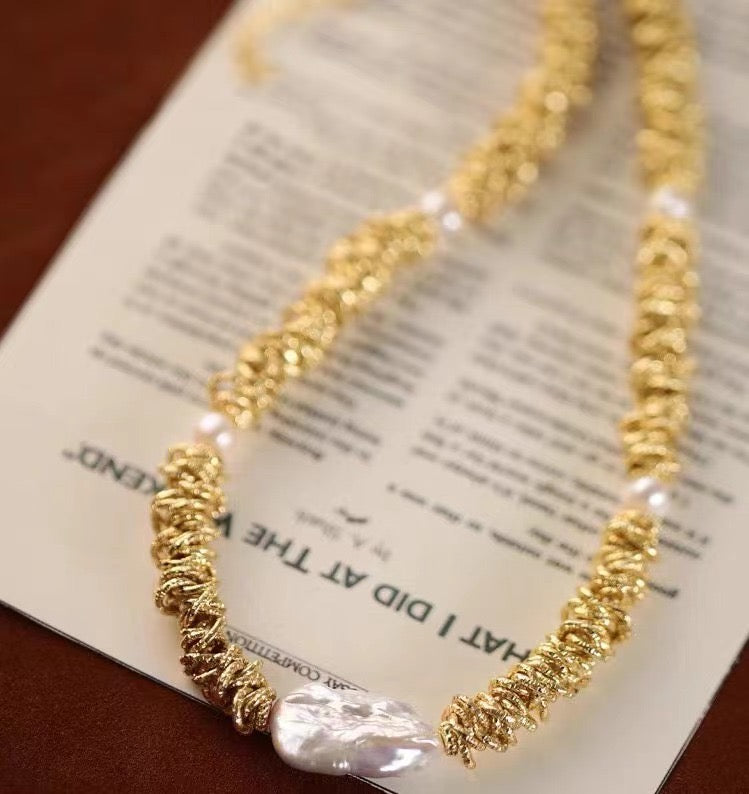 Freshwater pearl necklace