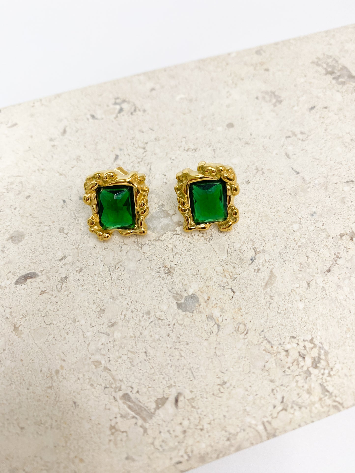 Emerald Gold Necklace and Earrings
