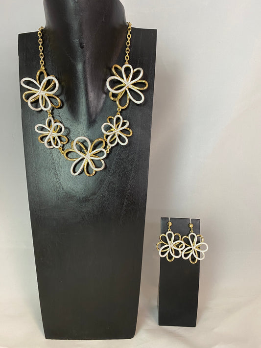 Gold and Silver Daisy Necklace and Earring Set