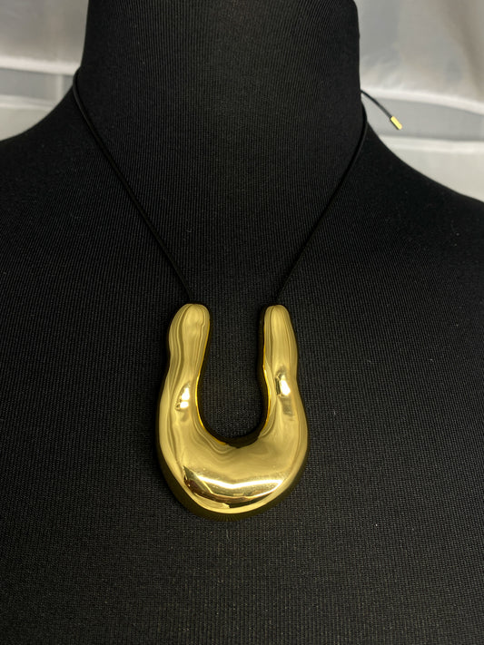 Gold U-Shape Necklace